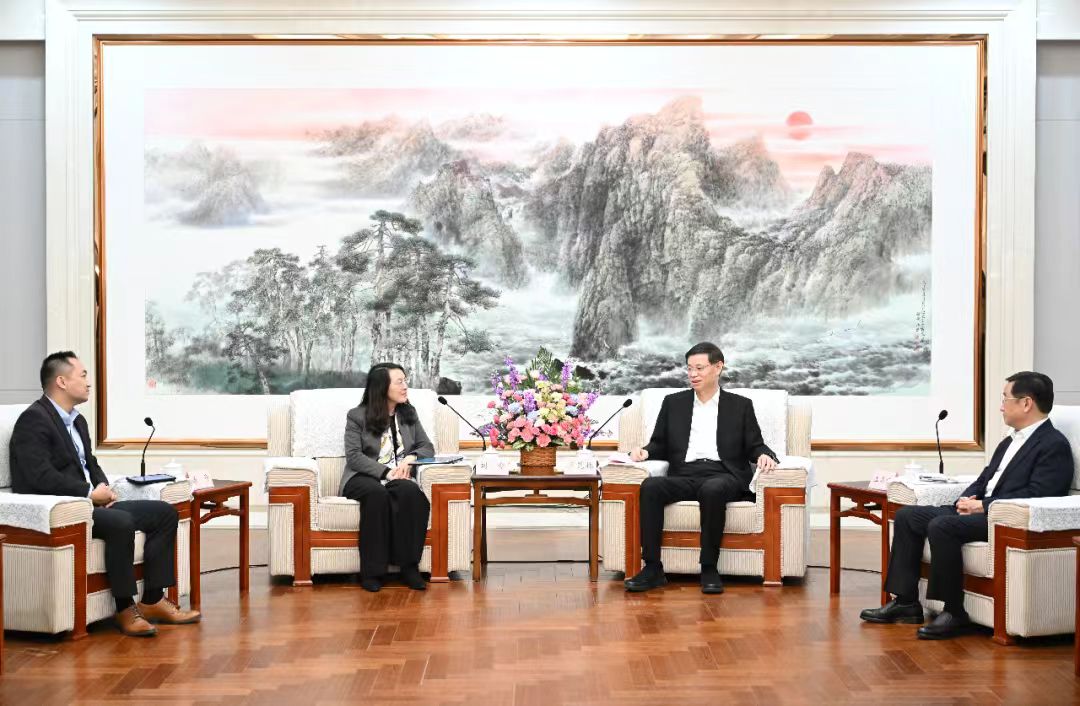 许昆林王新伟会见飞利浦公司大中华区总裁刘令